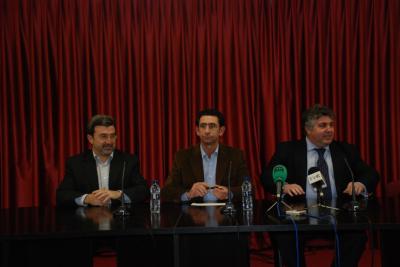 20070119155840-peri.jpg